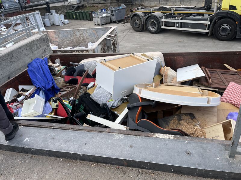 File:2025-12-13 13-42-21 broken-furniture-at-Deixalleria-de-Girona.JPG